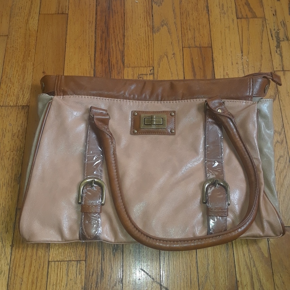 Anello shoulder bag